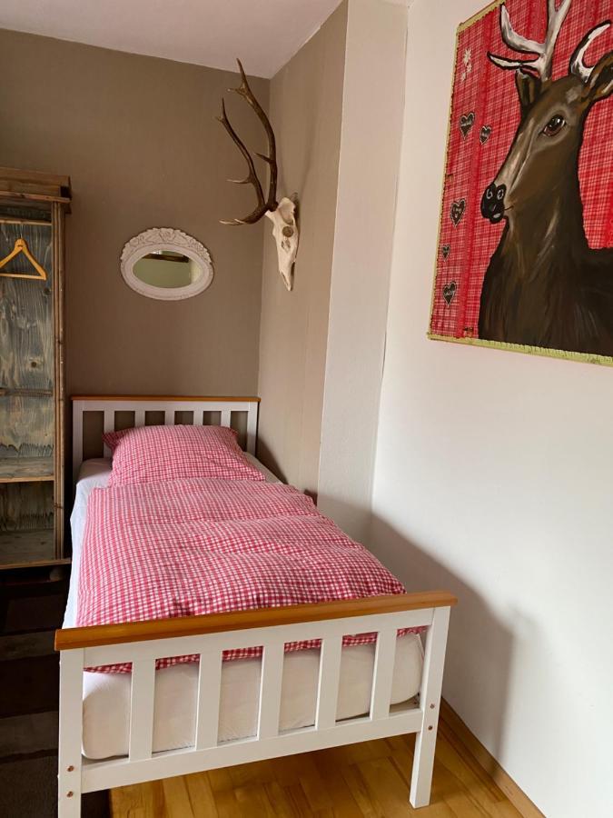Grosszuegige Monteurwohnung إسن المظهر الخارجي الصورة